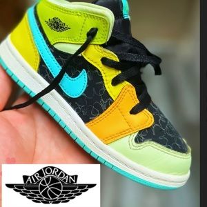 Air Jordan 1 Mid GS Clover